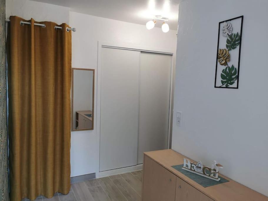 Appartement Acces Direct A La Plage Bernières-sur-Mer Exterior foto