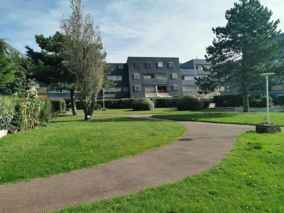 Appartement Acces Direct A La Plage Bernières-sur-Mer Exterior foto